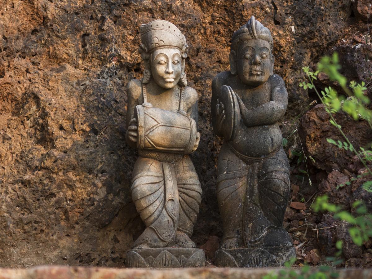 Saffronstays Villa 270, Dāpoli Buitenkant foto